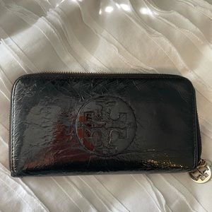Tory Burch wallet